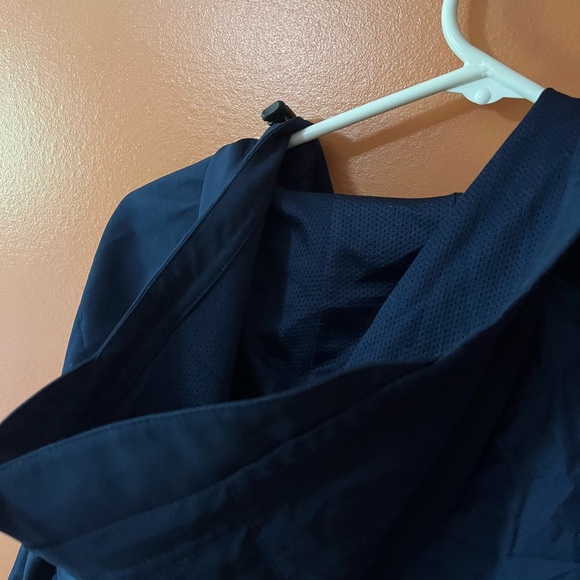 Adidas Windbreaker - Picture 2 of 4